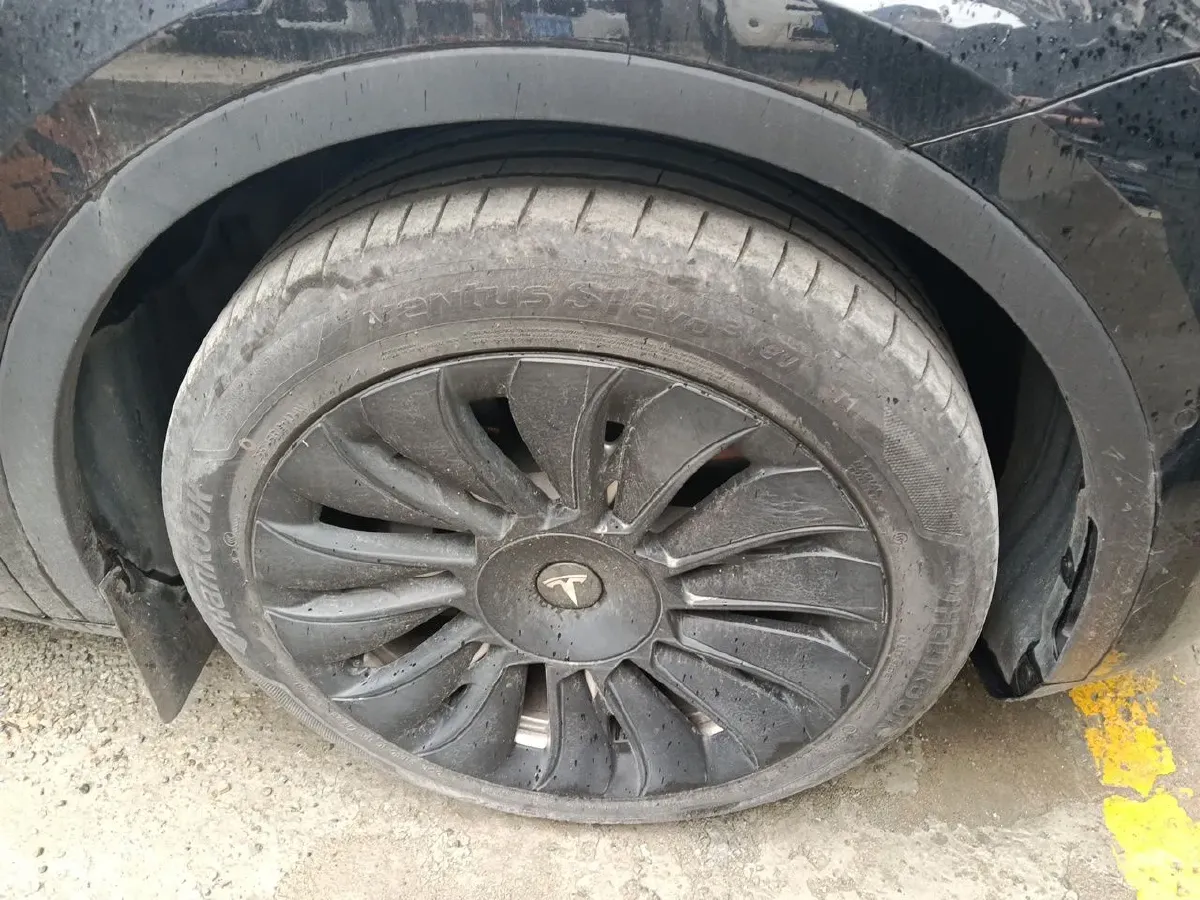 2022 Tesla Model Y BEV 60KWH,autocango,china used car exporter,china ev exporter,chinese used car exporter,chinese used ev exporter