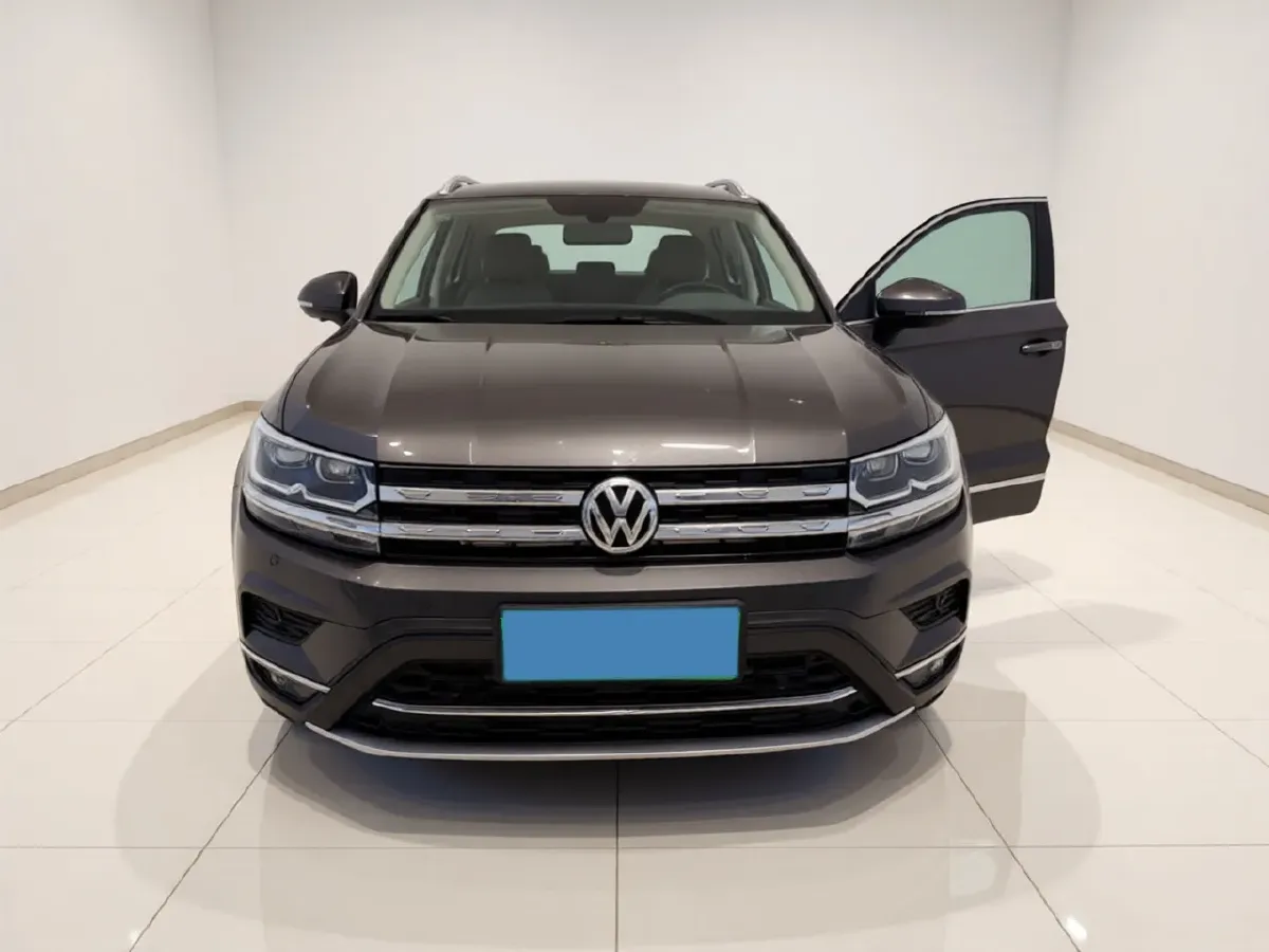 2019 Skoda Kodiak 2.0T 186HP L4 7DCT,autocango,china used car exporter,china ev exporter,chinese used car exporter,chinese used ev exporter