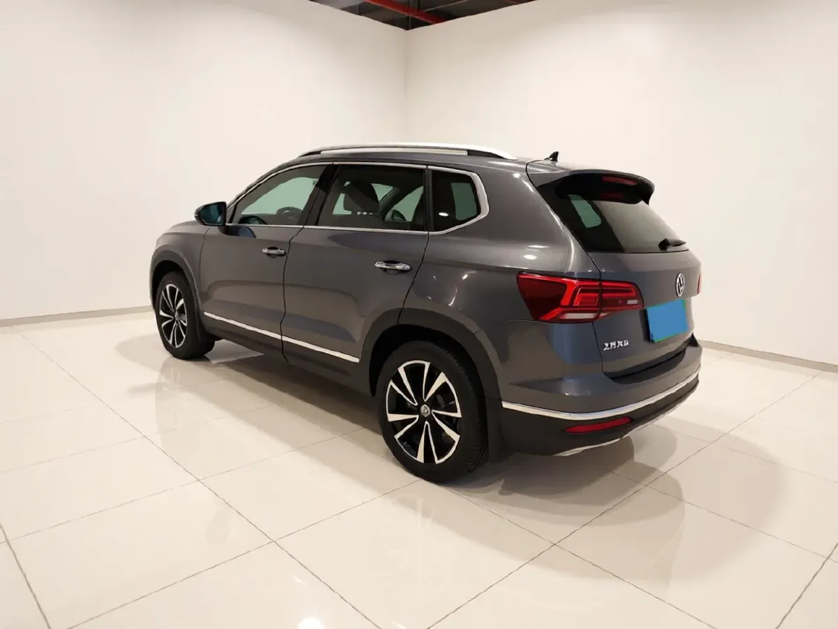 2019 Skoda Kodiak 2.0T 186HP L4 7DCT,autocango,china used car exporter,china ev exporter,chinese used car exporter,chinese used ev exporter