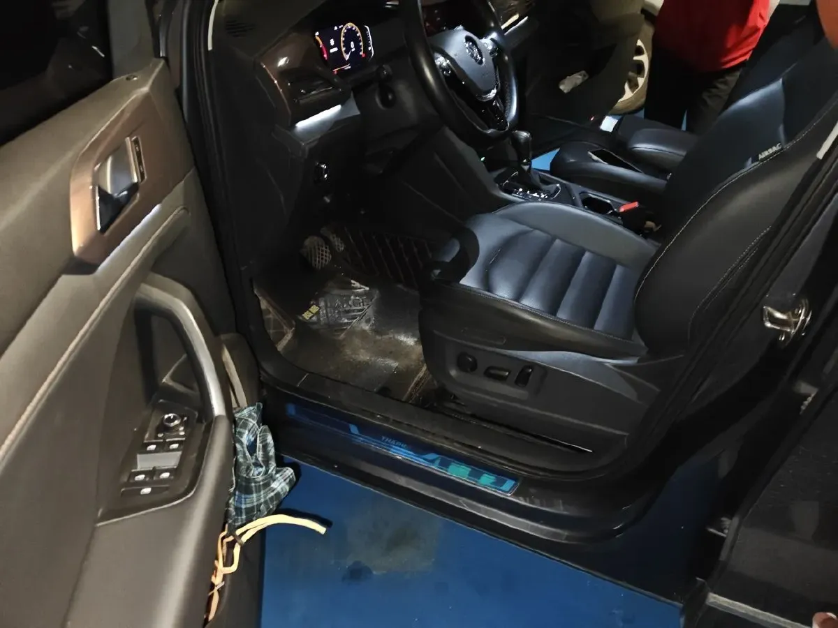 2019 Skoda Kodiak 2.0T 186HP L4 7DCT,autocango,china used car exporter,china ev exporter,chinese used car exporter,chinese used ev exporter