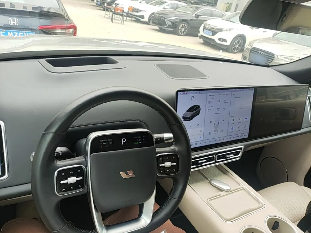 2022 Li L9 Range Extended 154HP REEV 42.6KWH,autocango,china used car exporter,china ev exporter,chinese used car exporter,chinese used ev exporter