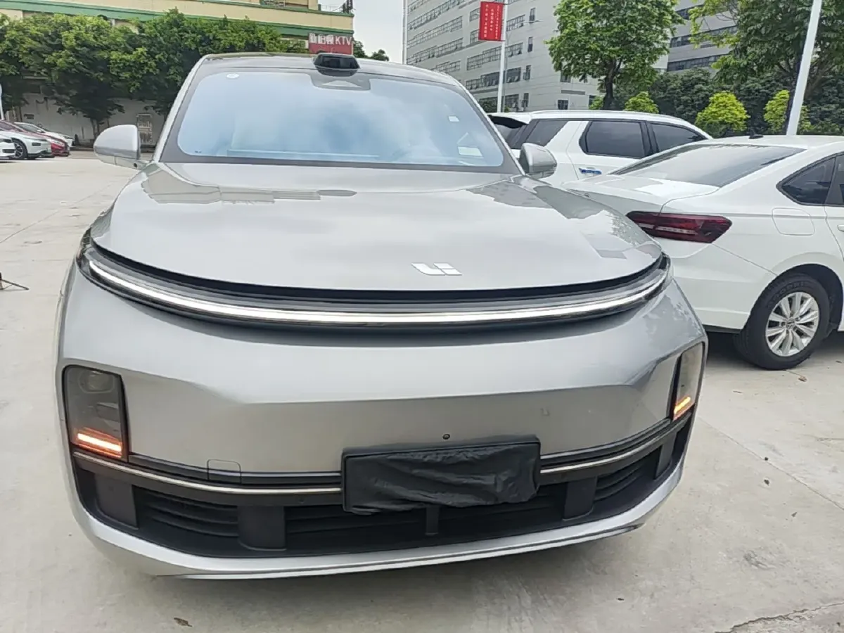 2022 Li L9 Range Extended 154HP REEV 42.6KWH,autocango,china used car exporter,china ev exporter,chinese used car exporter,chinese used ev exporter