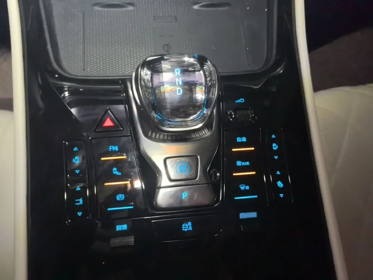 2024 Denza D9 BEV 103.36KWH,autocango,china used car exporter,china ev exporter,chinese used car exporter,chinese used ev exporter