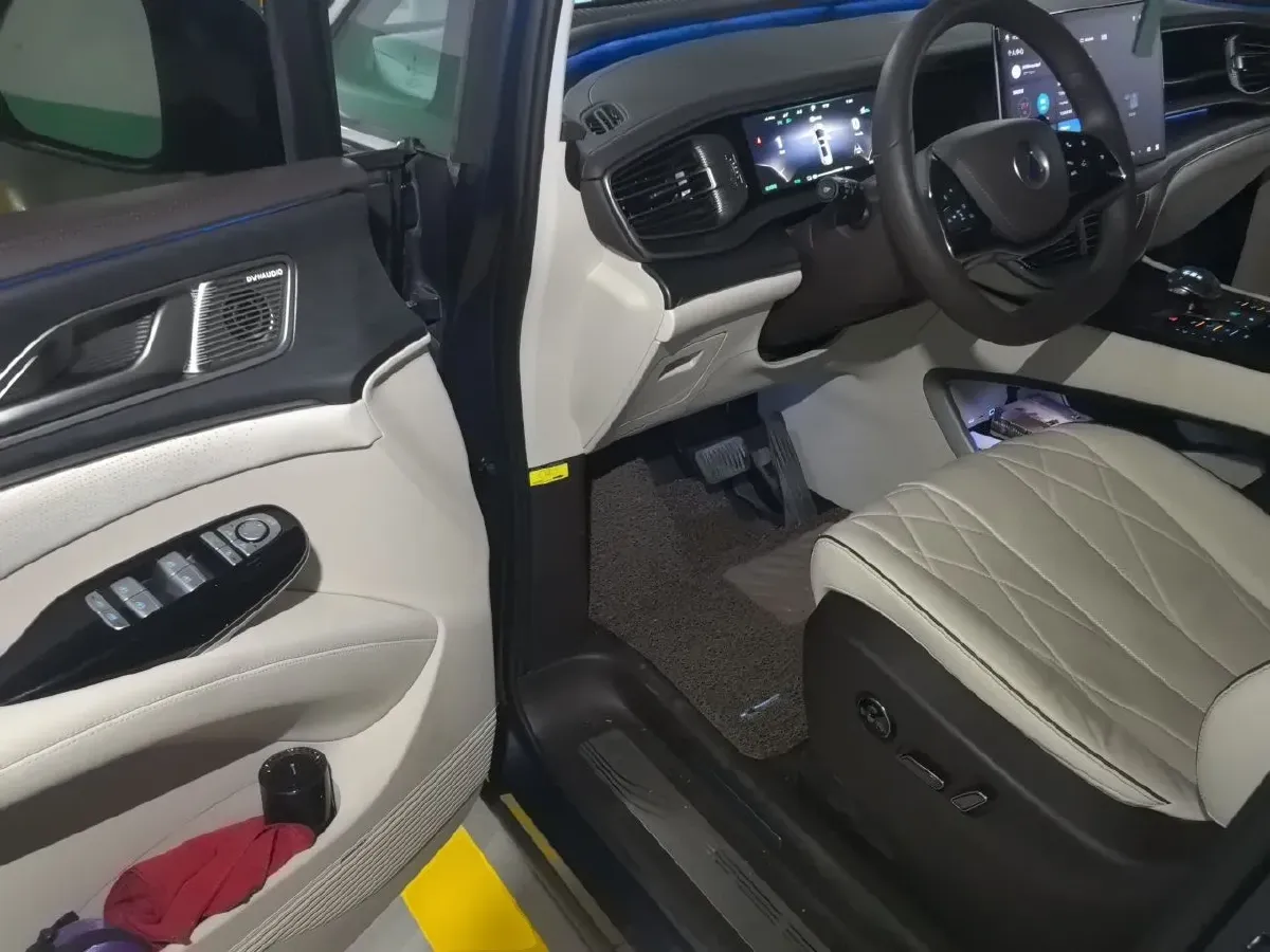 2024 Denza D9 BEV 103.36KWH,autocango,china used car exporter,china ev exporter,chinese used car exporter,chinese used ev exporter