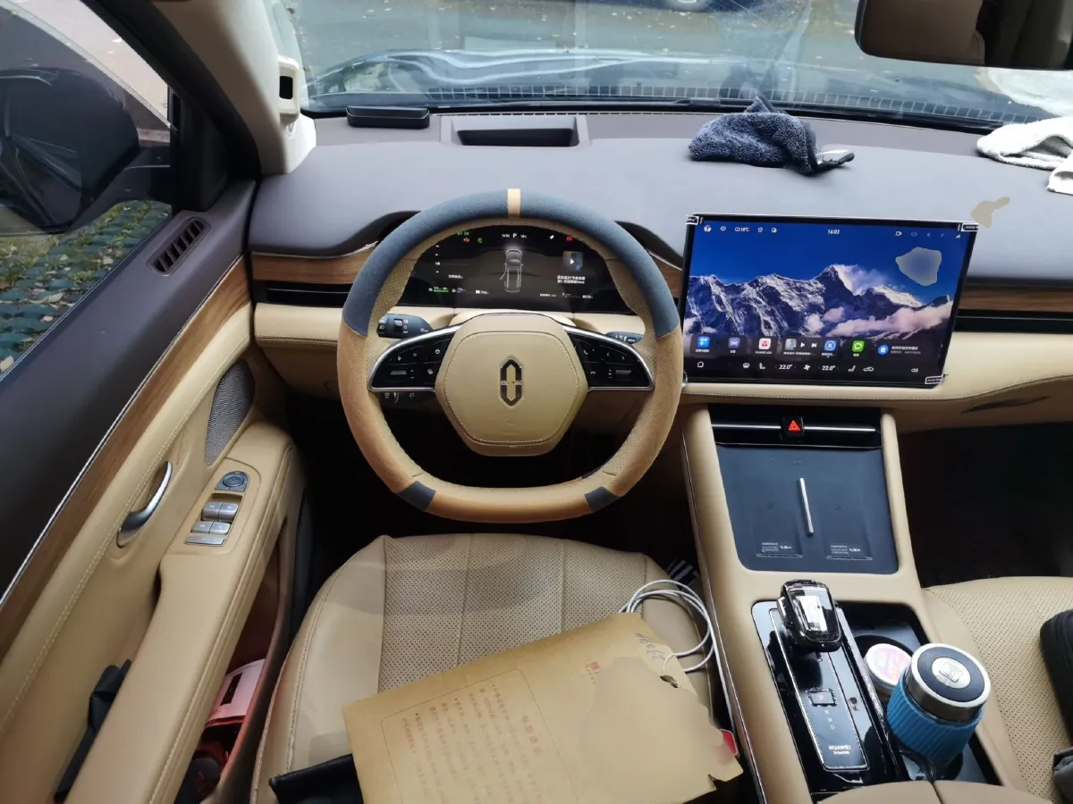 2024 AITO AITO M7 1.5T 152HP L4 REEV 38.5KWH,autocango,china used car exporter,china ev exporter,chinese used car exporter,chinese used ev exporter