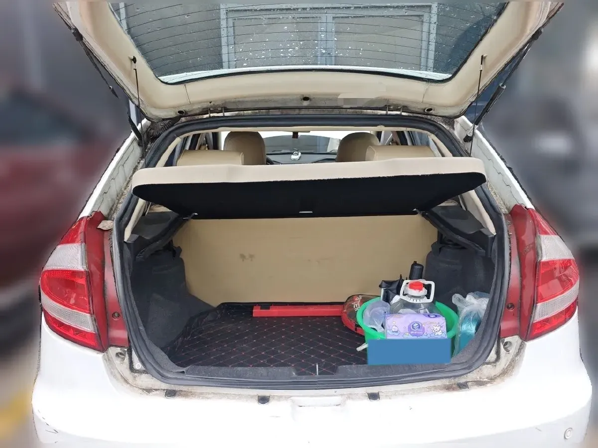 2015 Chery Fulwin 2 1.5L 109HP L4 5MT,autocango,china used car exporter,china ev exporter,chinese used car exporter,chinese used ev exporter