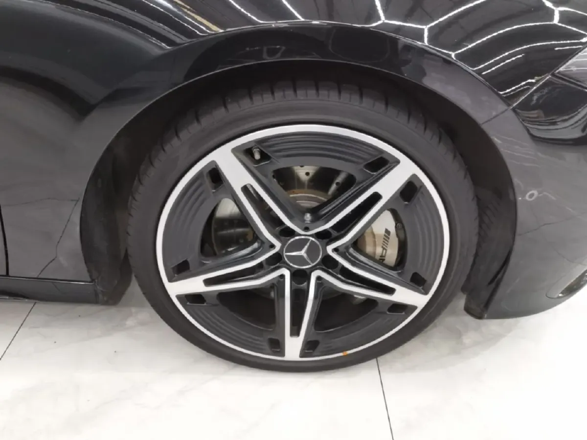 2024 Mercedes-Benz A AMG 2.0T 306HP L4 8DCT,autocango,china used car exporter,china ev exporter,chinese used car exporter,chinese used ev exporter