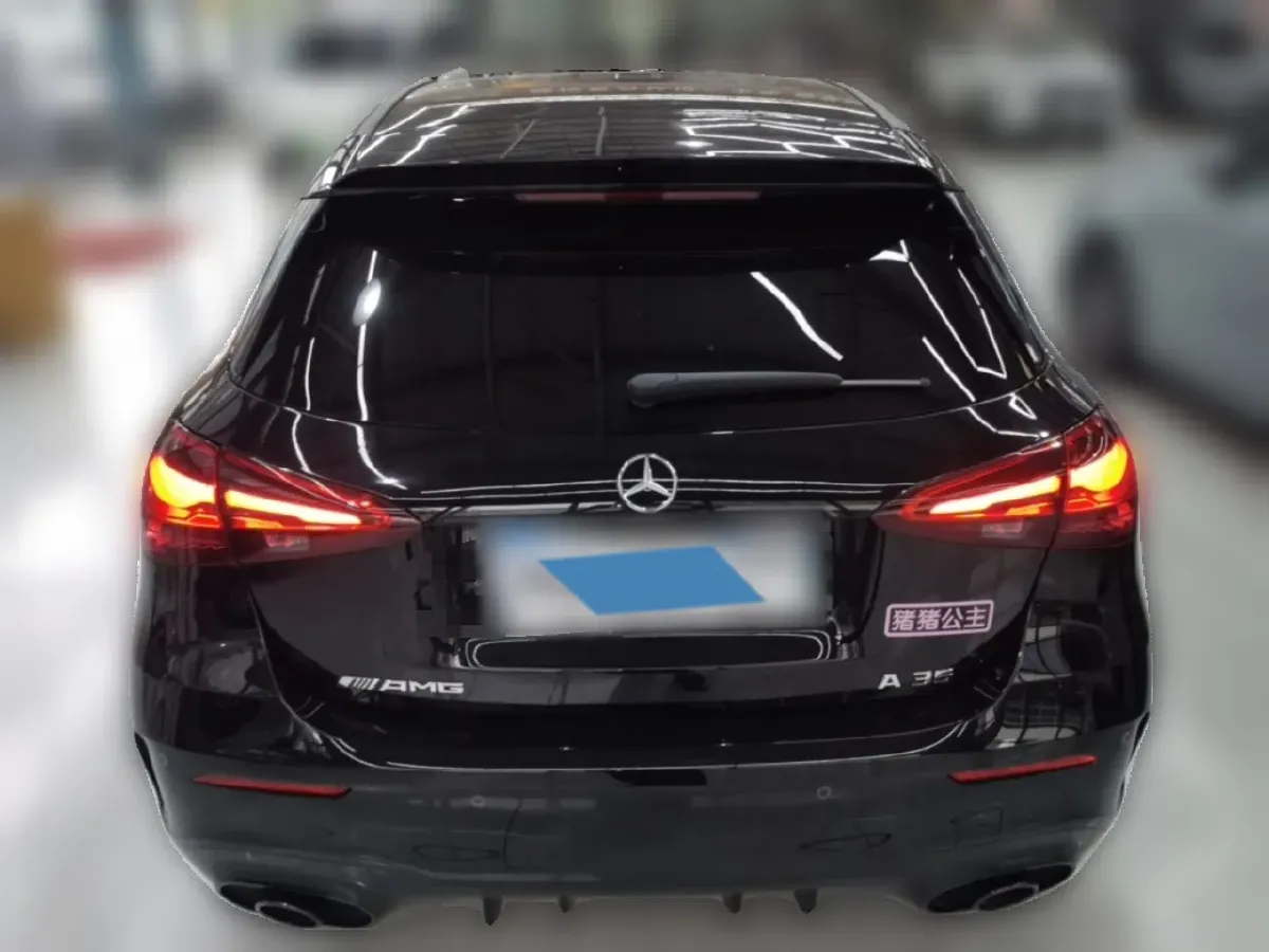 2024 Mercedes-Benz A AMG 2.0T 306HP L4 8DCT,autocango,china used car exporter,china ev exporter,chinese used car exporter,chinese used ev exporter