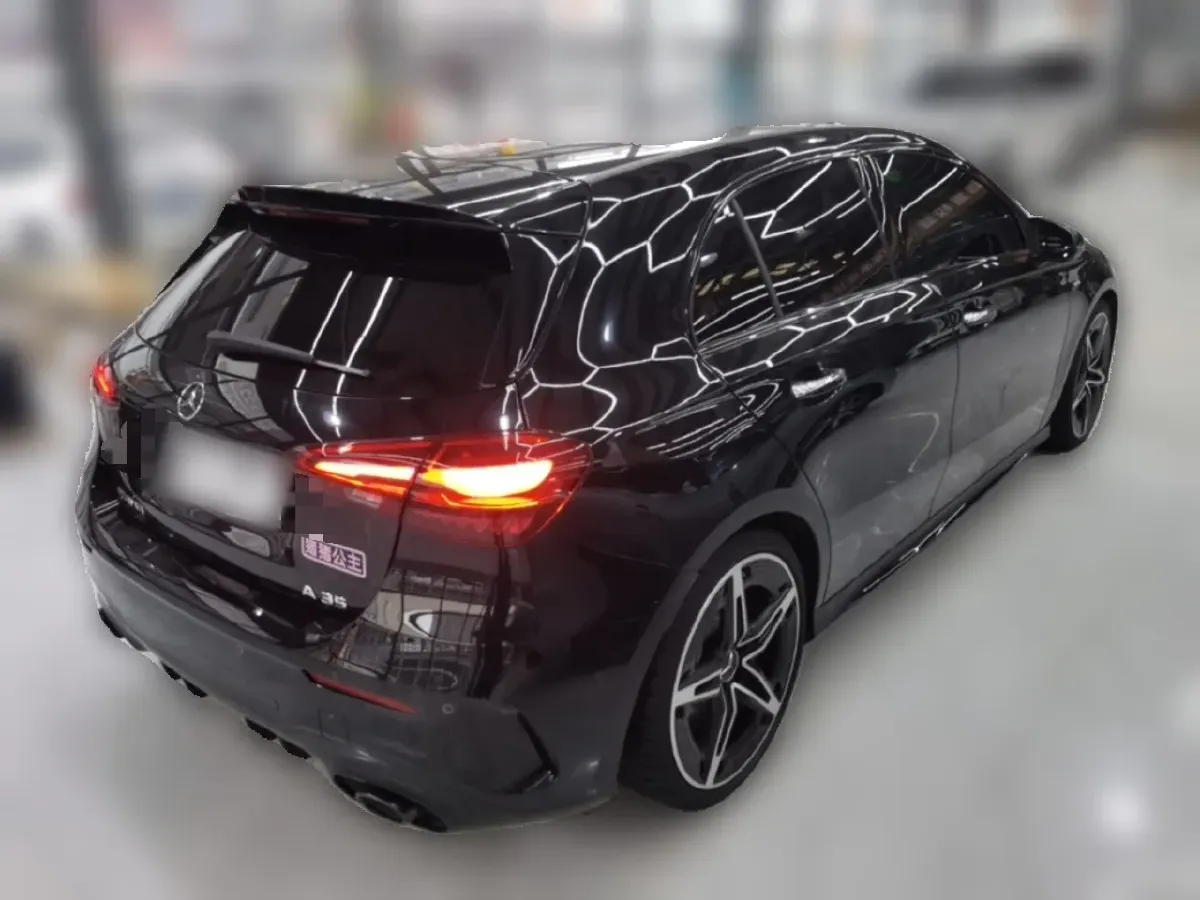 2024 Mercedes-Benz A AMG 2.0T 306HP L4 8DCT,autocango,china used car exporter,china ev exporter,chinese used car exporter,chinese used ev exporter