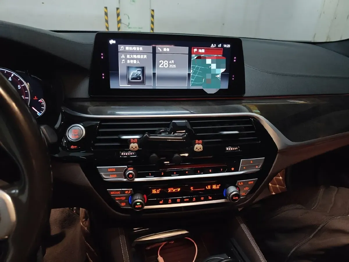 2018 BMW 5 Series 2.0T 184HP L4 8AT,autocango,china used car exporter,china ev exporter,chinese used car exporter,chinese used ev exporter