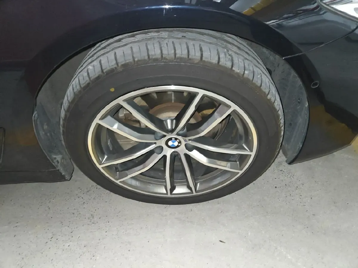 2018 BMW 5 Series 2.0T 184HP L4 8AT,autocango,china used car exporter,china ev exporter,chinese used car exporter,chinese used ev exporter