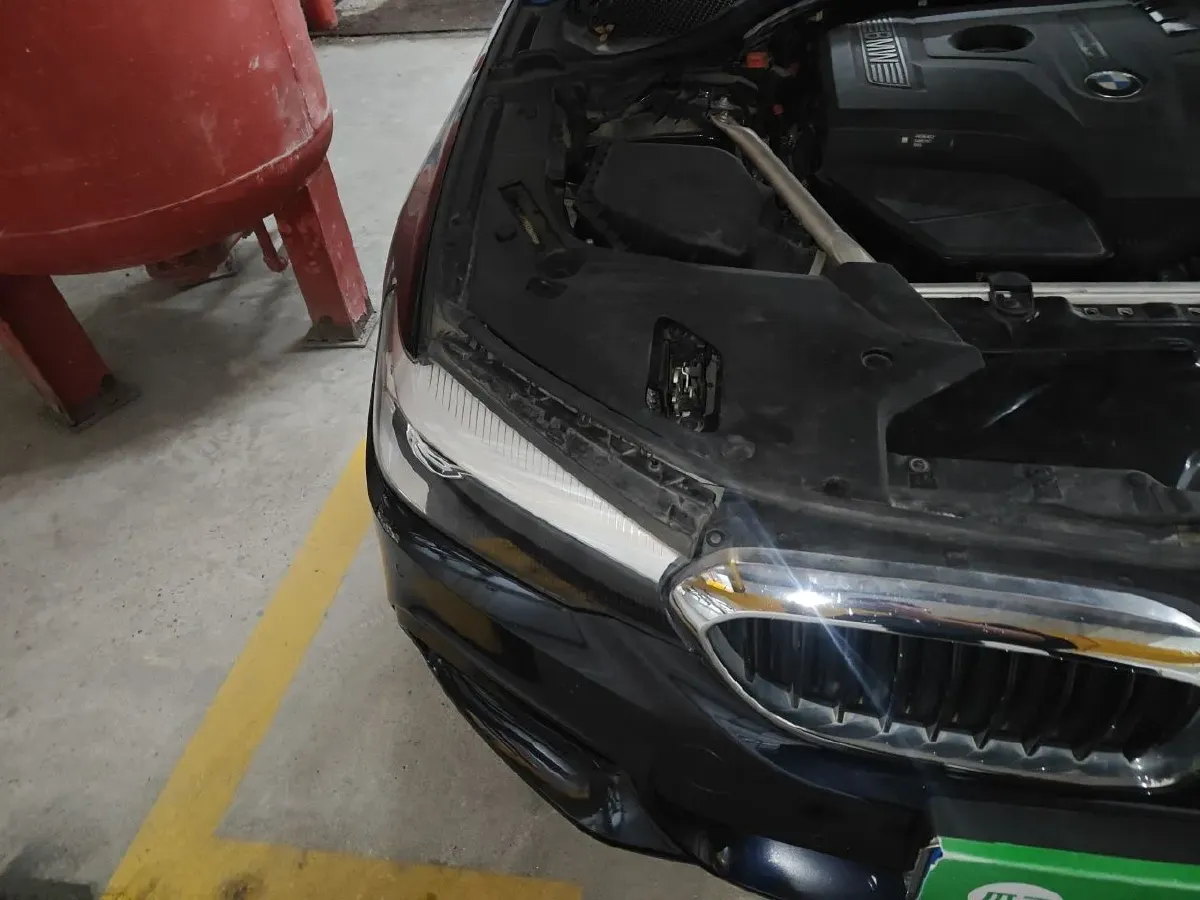 2018 BMW 5 Series 2.0T 184HP L4 8AT,autocango,china used car exporter,china ev exporter,chinese used car exporter,chinese used ev exporter