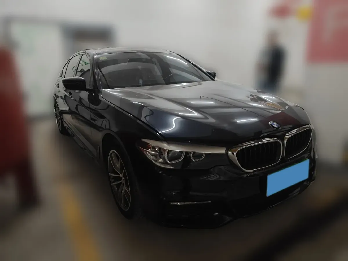 2018 BMW 5 Series 2.0T 184HP L4 8AT,autocango,china used car exporter,china ev exporter,chinese used car exporter,chinese used ev exporter