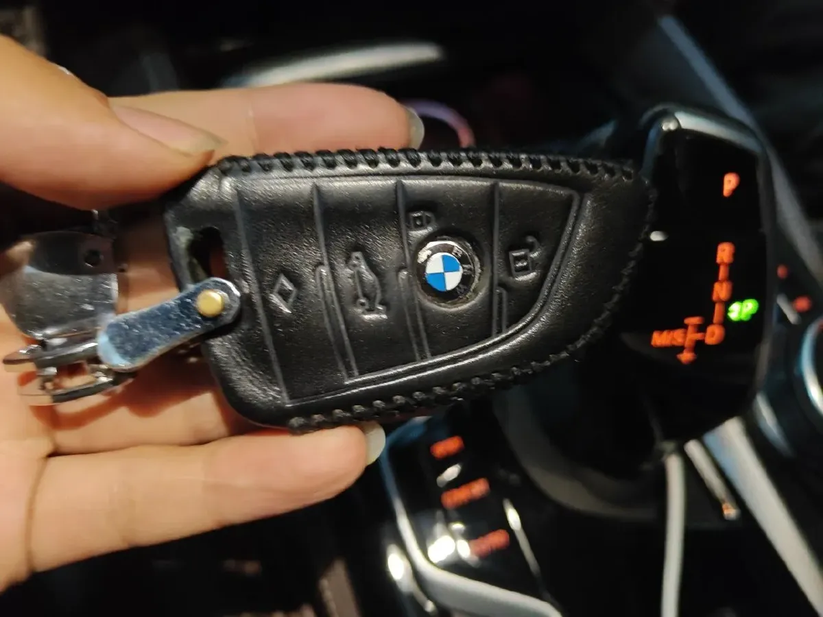 2018 BMW 5 Series 2.0T 184HP L4 8AT,autocango,china used car exporter,china ev exporter,chinese used car exporter,chinese used ev exporter