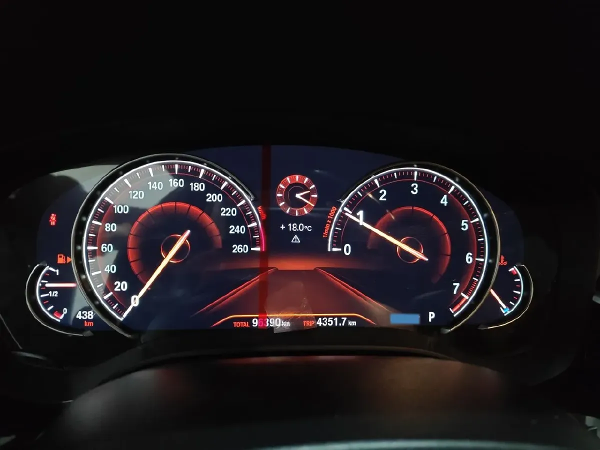 2018 BMW 5 Series 2.0T 184HP L4 8AT,autocango,china used car exporter,china ev exporter,chinese used car exporter,chinese used ev exporter