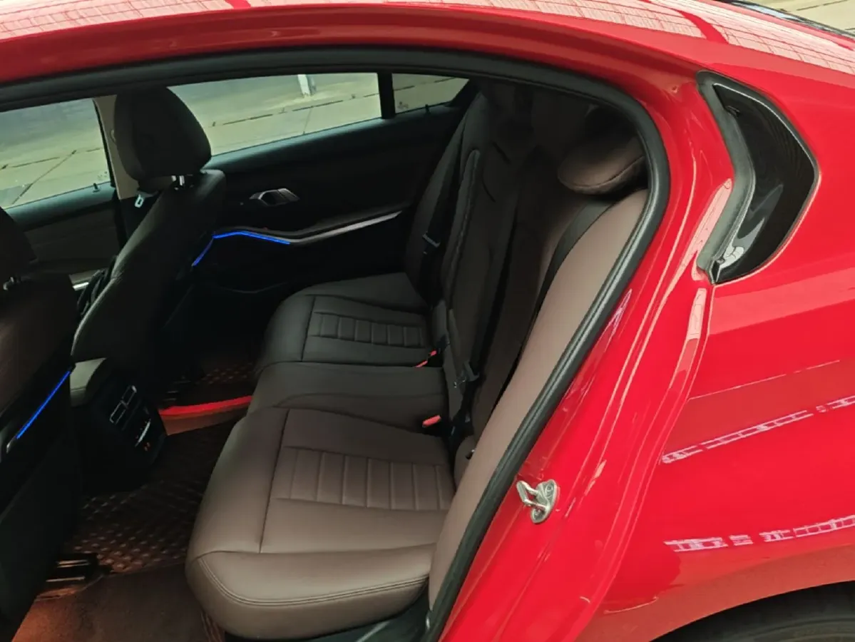 2021 BMW 3 Series 2.0T 184HP L4 8AT,autocango,china used car exporter,china ev exporter,chinese used car exporter,chinese used ev exporter