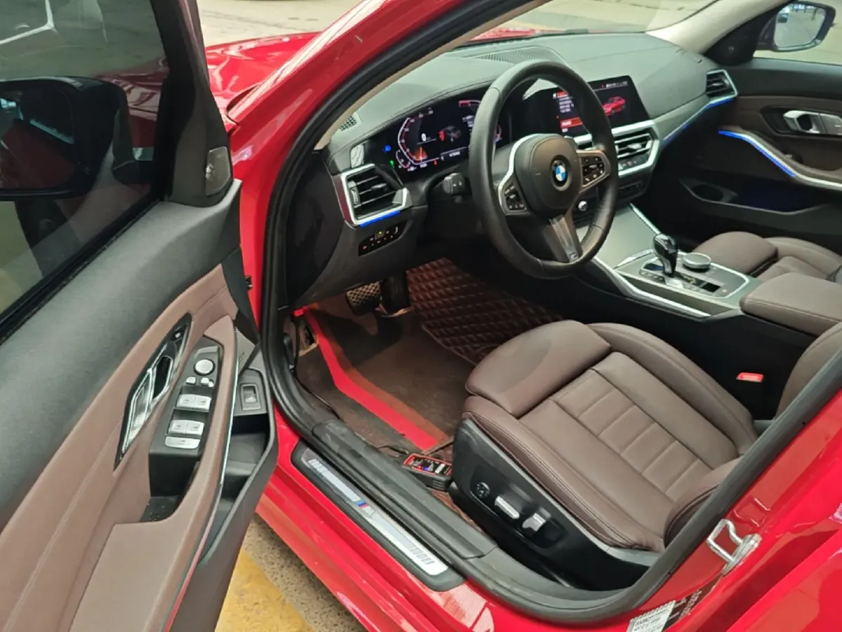 2021 BMW 3 Series 2.0T 184HP L4 8AT,autocango,china used car exporter,china ev exporter,chinese used car exporter,chinese used ev exporter
