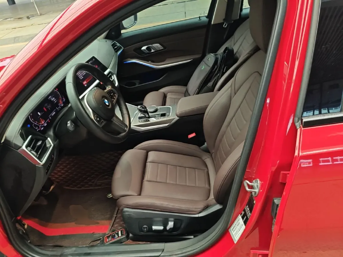 2021 BMW 3 Series 2.0T 184HP L4 8AT,autocango,china used car exporter,china ev exporter,chinese used car exporter,chinese used ev exporter