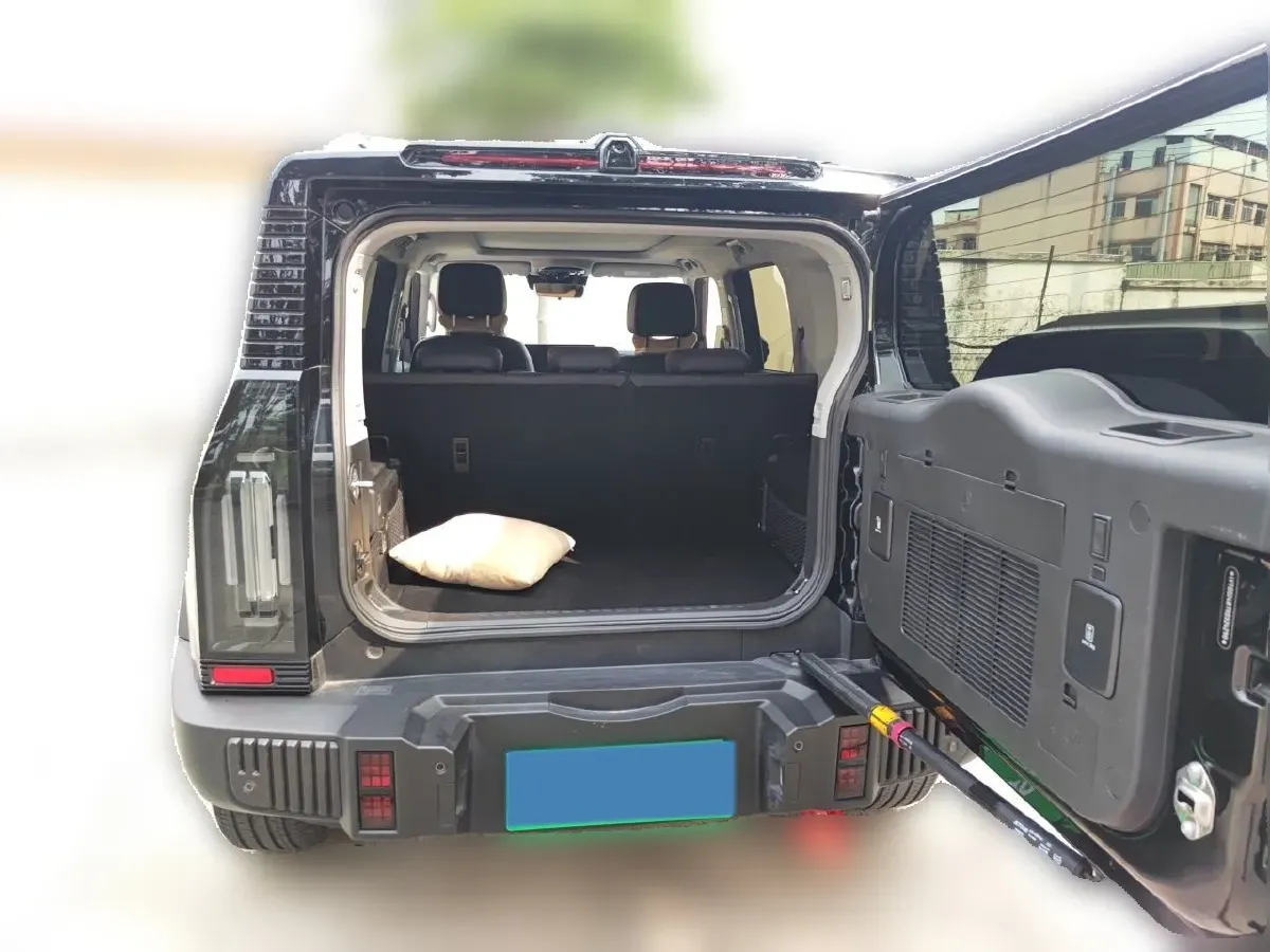 2023 Jetour Traveller 2.0T 254HP L4 8AT,autocango,china used car exporter,china ev exporter,chinese used car exporter,chinese used ev exporter