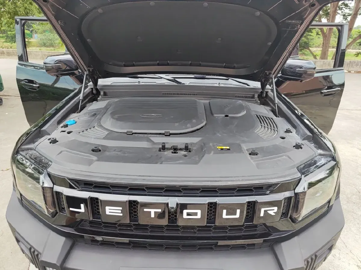 2023 Jetour Traveller 2.0T 254HP L4 8AT,autocango,china used car exporter,china ev exporter,chinese used car exporter,chinese used ev exporter