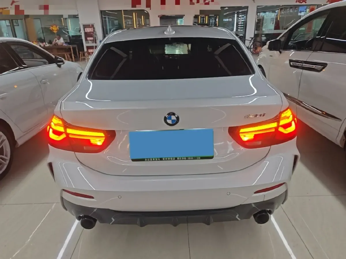 2023 BMW 1 Series 1.5T 136HP L3 7DCT,autocango,china used car exporter,china ev exporter,chinese used car exporter,chinese used ev exporter