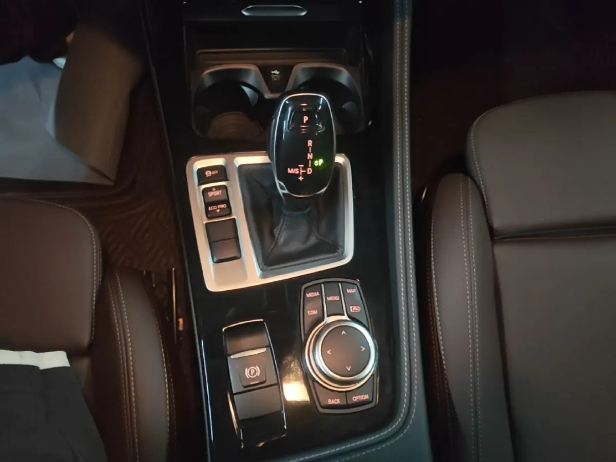 2023 BMW 1 Series 1.5T 136HP L3 7DCT,autocango,china used car exporter,china ev exporter,chinese used car exporter,chinese used ev exporter