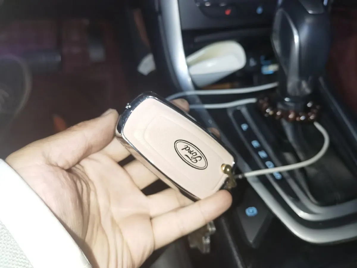 2018 Ford Edge 2.0T 245HP L4 6AT,autocango,china used car exporter,china ev exporter,chinese used car exporter,chinese used ev exporter