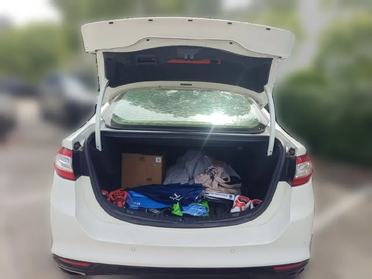 2013 Ford Mondeo 2.0T 203HP L4 6AT,autocango,china used car exporter,china ev exporter,chinese used car exporter,chinese used ev exporter