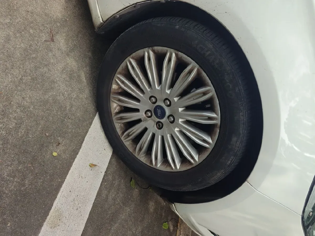 2013 Ford Mondeo 2.0T 203HP L4 6AT,autocango,china used car exporter,china ev exporter,chinese used car exporter,chinese used ev exporter