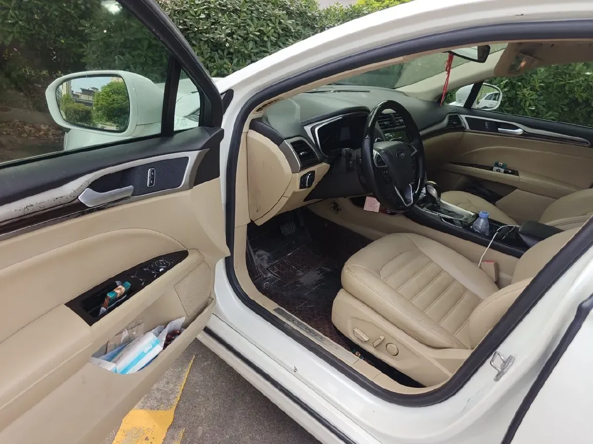 2013 Ford Mondeo 2.0T 203HP L4 6AT,autocango,china used car exporter,china ev exporter,chinese used car exporter,chinese used ev exporter