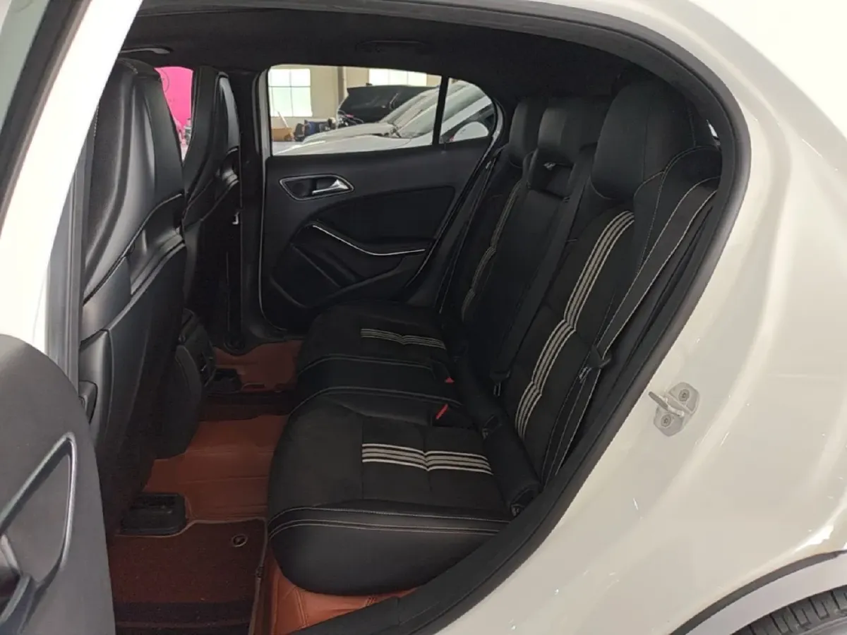 2018 Mercedes-Benz GLA Class 1.6T 156HP L4 7DCT,autocango,china used car exporter,china ev exporter,chinese used car exporter,chinese used ev exporter