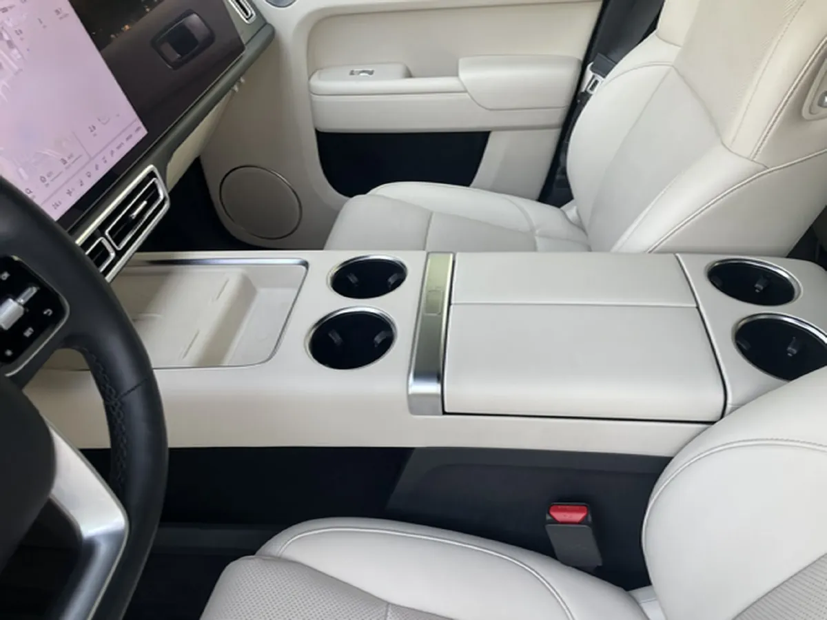 2023 Li L8 Range Extended 154HP REEV 40.9KWH,autocango,china used car exporter,china ev exporter,chinese used car exporter,chinese used ev exporter