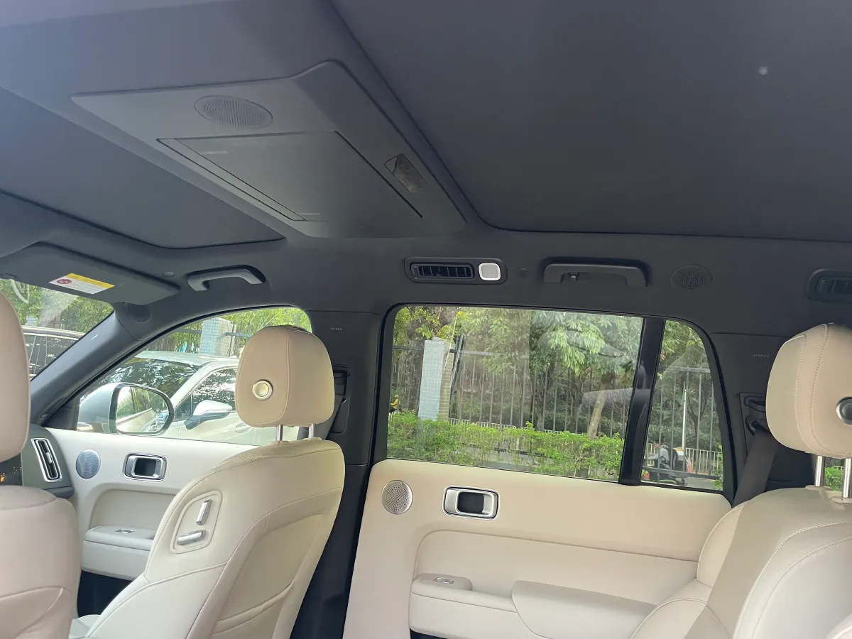 2023 Li L8 Range Extended 154HP REEV 40.9KWH,autocango,china used car exporter,china ev exporter,chinese used car exporter,chinese used ev exporter