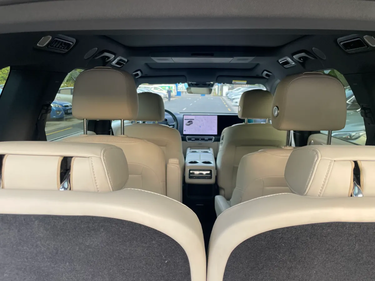 2023 Li L8 Range Extended 154HP REEV 40.9KWH,autocango,china used car exporter,china ev exporter,chinese used car exporter,chinese used ev exporter