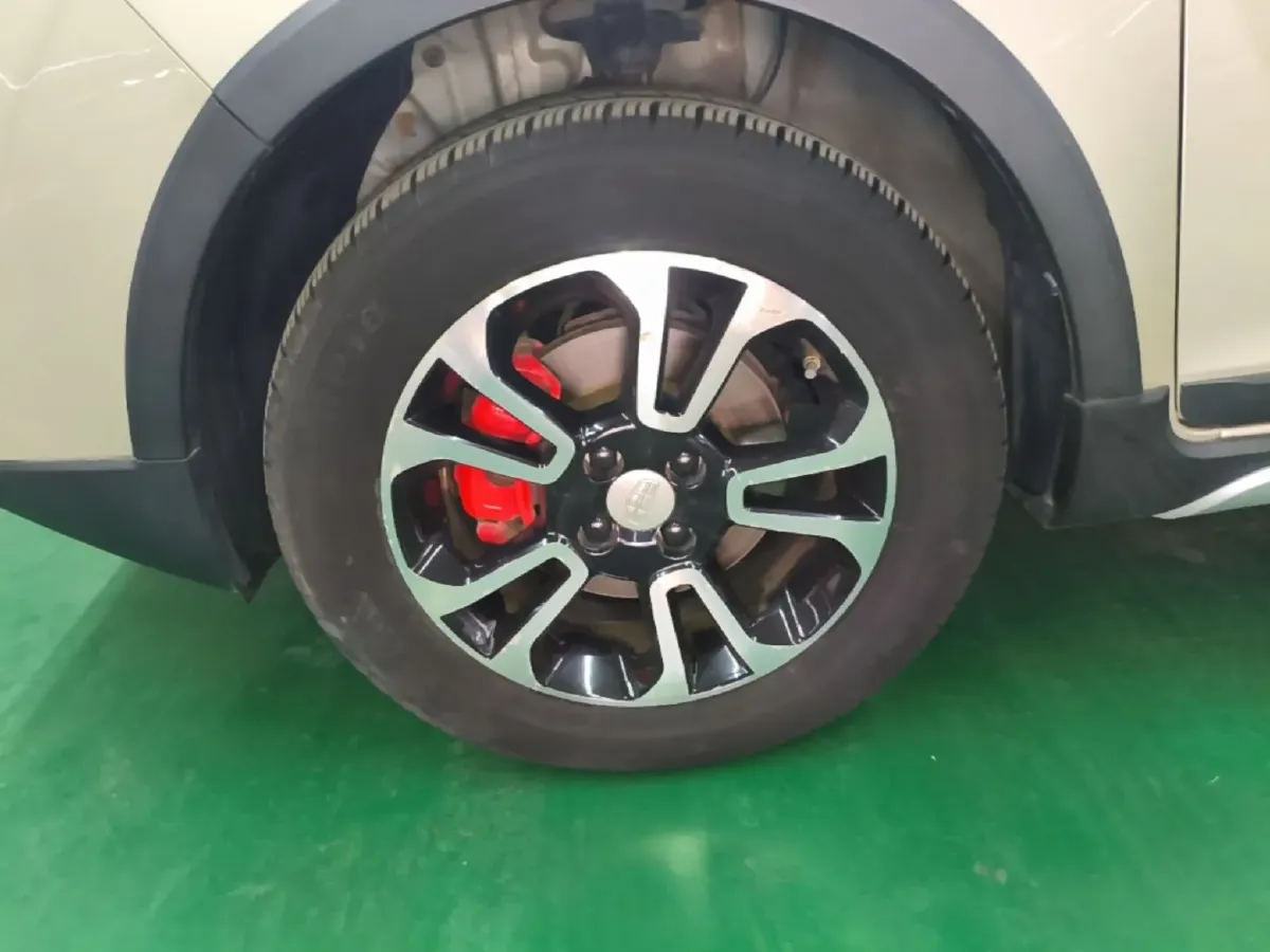 2017 Geely Vision X3 1.5L 102HP L4 5MT,autocango,china used car exporter,china ev exporter,chinese used car exporter,chinese used ev exporter