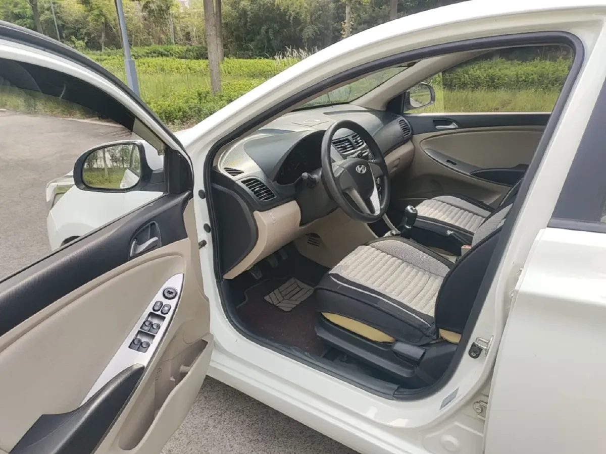 2014 Chery Tiggo 3 1.6L 126HP L4 5MT,autocango,china used car exporter,china ev exporter,chinese used car exporter,chinese used ev exporter