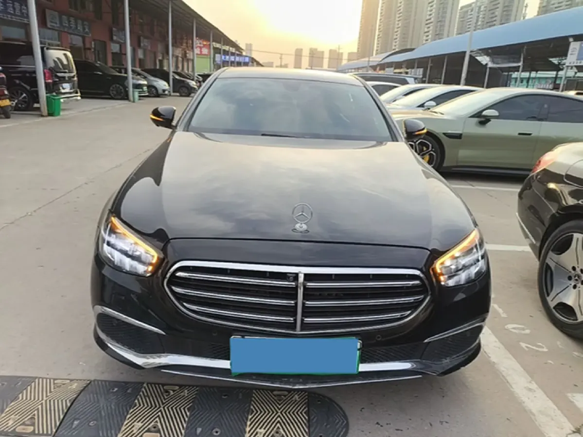2022 Mercedes-Benz E Class 2.0T 211HP L4 9AT PHEV 25.4KWH,autocango,china used car exporter,china ev exporter,chinese used car exporter,chinese used ev exporter