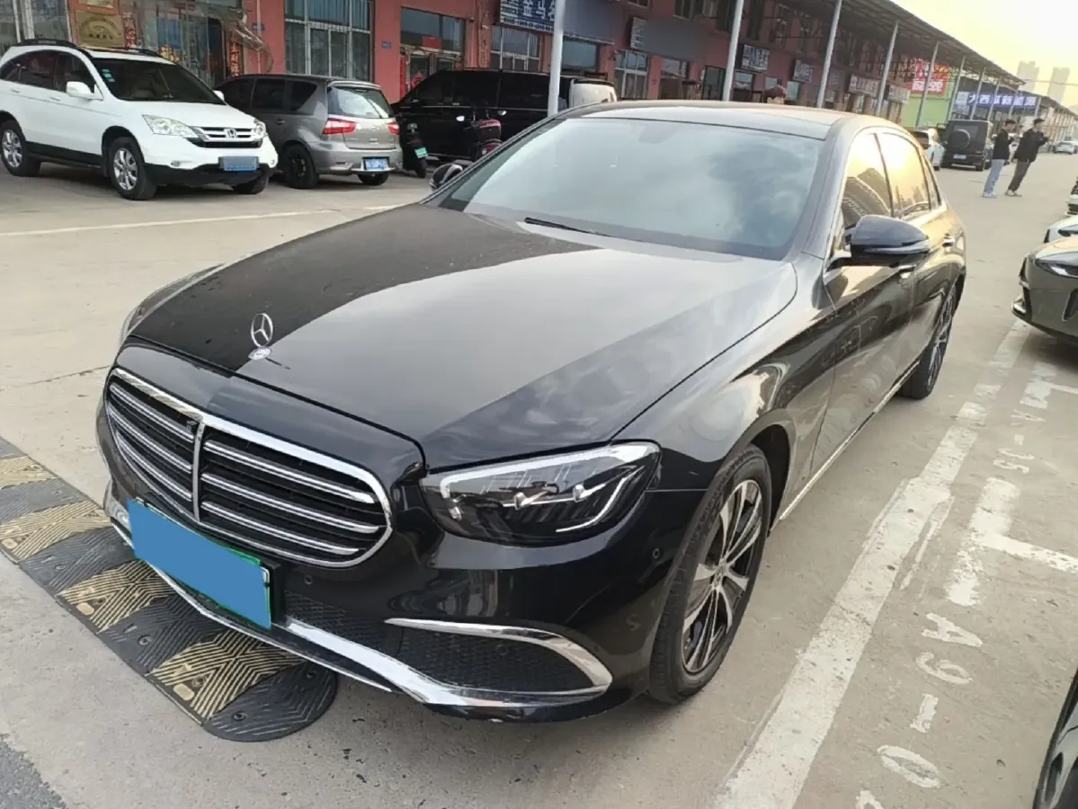 2022 Mercedes-Benz E Class 2.0T 211HP L4 9AT PHEV 25.4KWH,autocango,china used car exporter,china ev exporter,chinese used car exporter,chinese used ev exporter