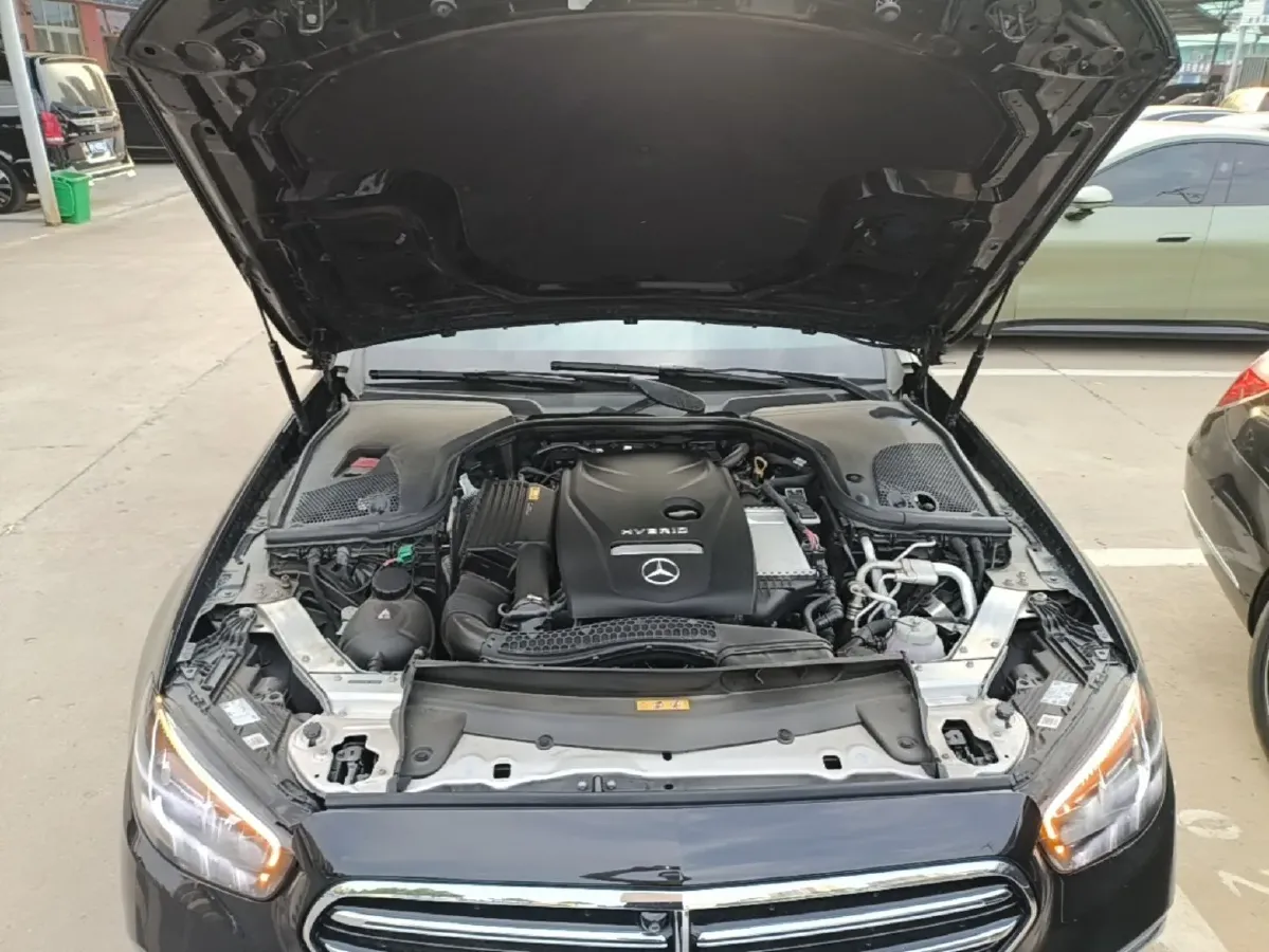 2022 Mercedes-Benz E Class 2.0T 211HP L4 9AT PHEV 25.4KWH,autocango,china used car exporter,china ev exporter,chinese used car exporter,chinese used ev exporter