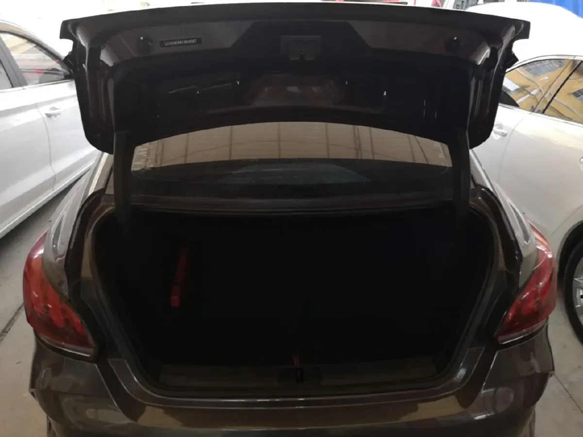 2021 MG 5 1.5L 120HP L4 CVT,autocango,china used car exporter,china ev exporter,chinese used car exporter,chinese used ev exporter