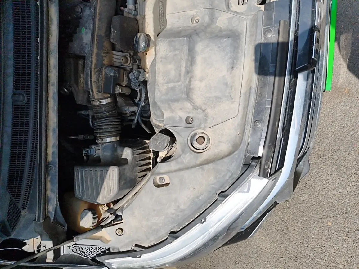 2019 Volkswagen Tiguan L 2.0T 220HP L4 7DCT,autocango,china used car exporter,china ev exporter,chinese used car exporter,chinese used ev exporter