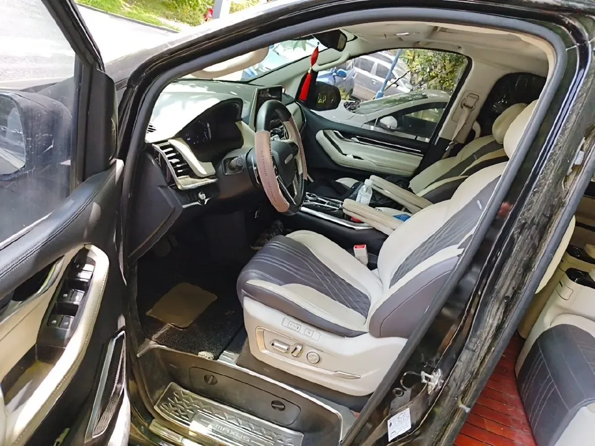 2019 Volkswagen Tiguan L 2.0T 220HP L4 7DCT,autocango,china used car exporter,china ev exporter,chinese used car exporter,chinese used ev exporter