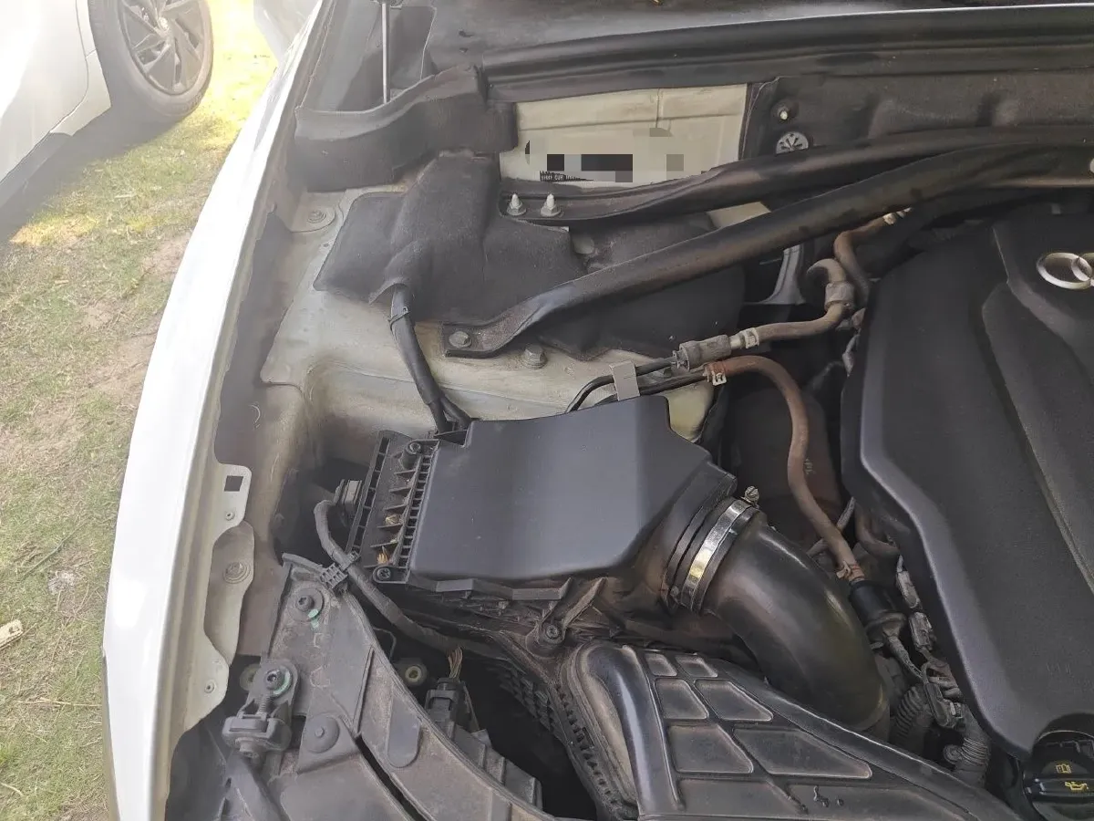 2015 Audi Q5 2.0T 224HP L4 8AT,autocango,china used car exporter,china ev exporter,chinese used car exporter,chinese used ev exporter