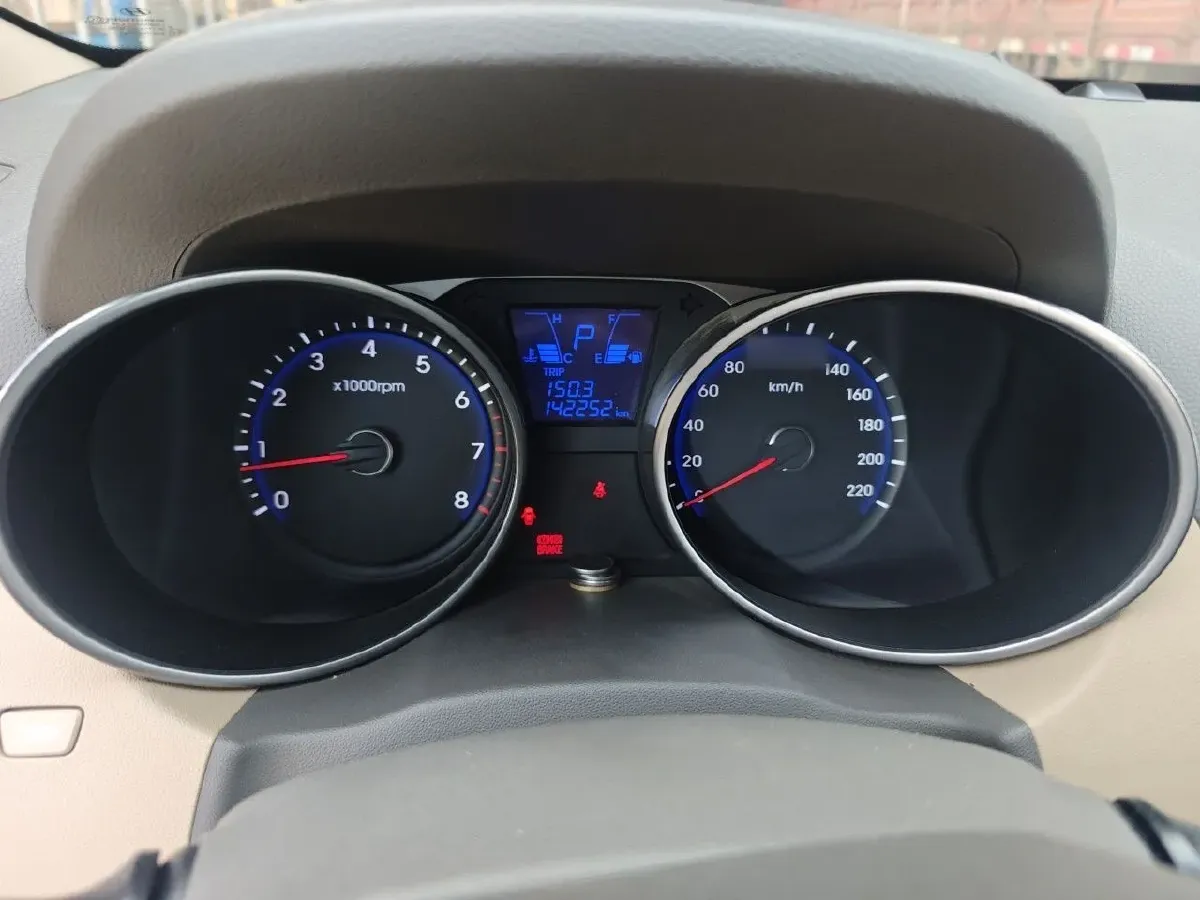 2010 Hyundai ix35 2.0L 163HP L4 6AT,autocango,china used car exporter,china ev exporter,chinese used car exporter,chinese used ev exporter