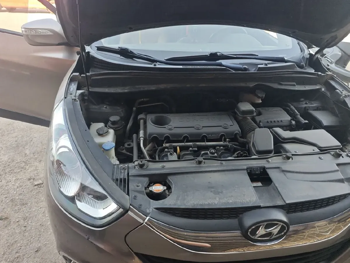 2010 Hyundai ix35 2.0L 163HP L4 6AT,autocango,china used car exporter,china ev exporter,chinese used car exporter,chinese used ev exporter