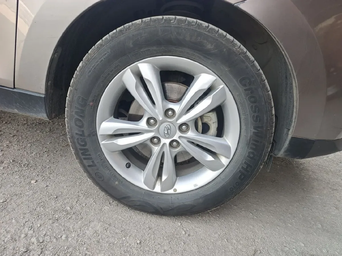 2010 Hyundai ix35 2.0L 163HP L4 6AT,autocango,china used car exporter,china ev exporter,chinese used car exporter,chinese used ev exporter