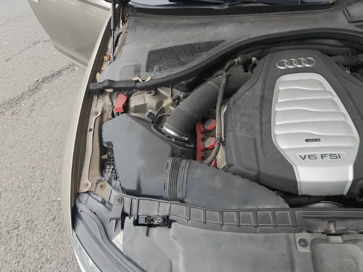 2012 Audi A6L 2.5L 190HP V6 CVT,autocango,china used car exporter,china ev exporter,chinese used car exporter,chinese used ev exporter