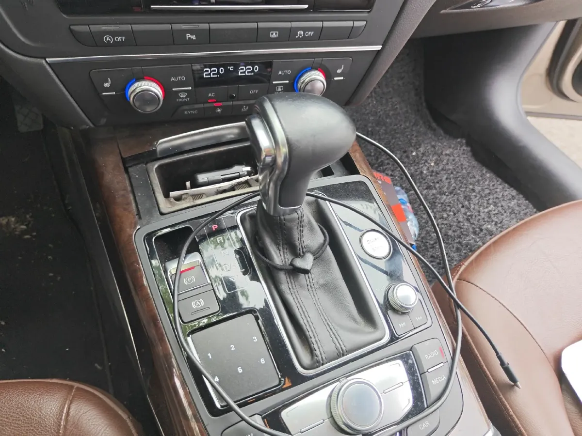 2012 Audi A6L 2.5L 190HP V6 CVT,autocango,china used car exporter,china ev exporter,chinese used car exporter,chinese used ev exporter