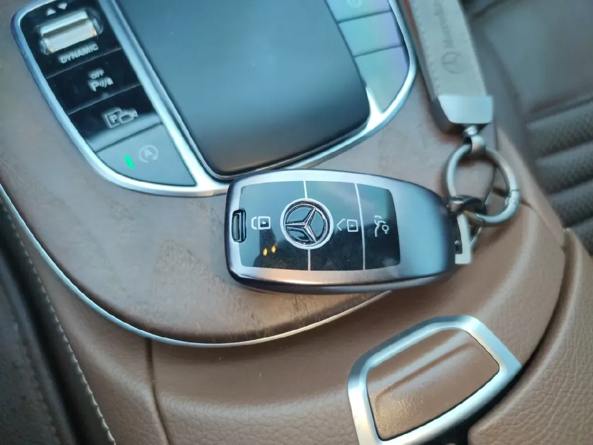 2020 Mercedes-Benz E Class 2.0T 258HP L4 9AT,autocango,china used car exporter,china ev exporter,chinese used car exporter,chinese used ev exporter