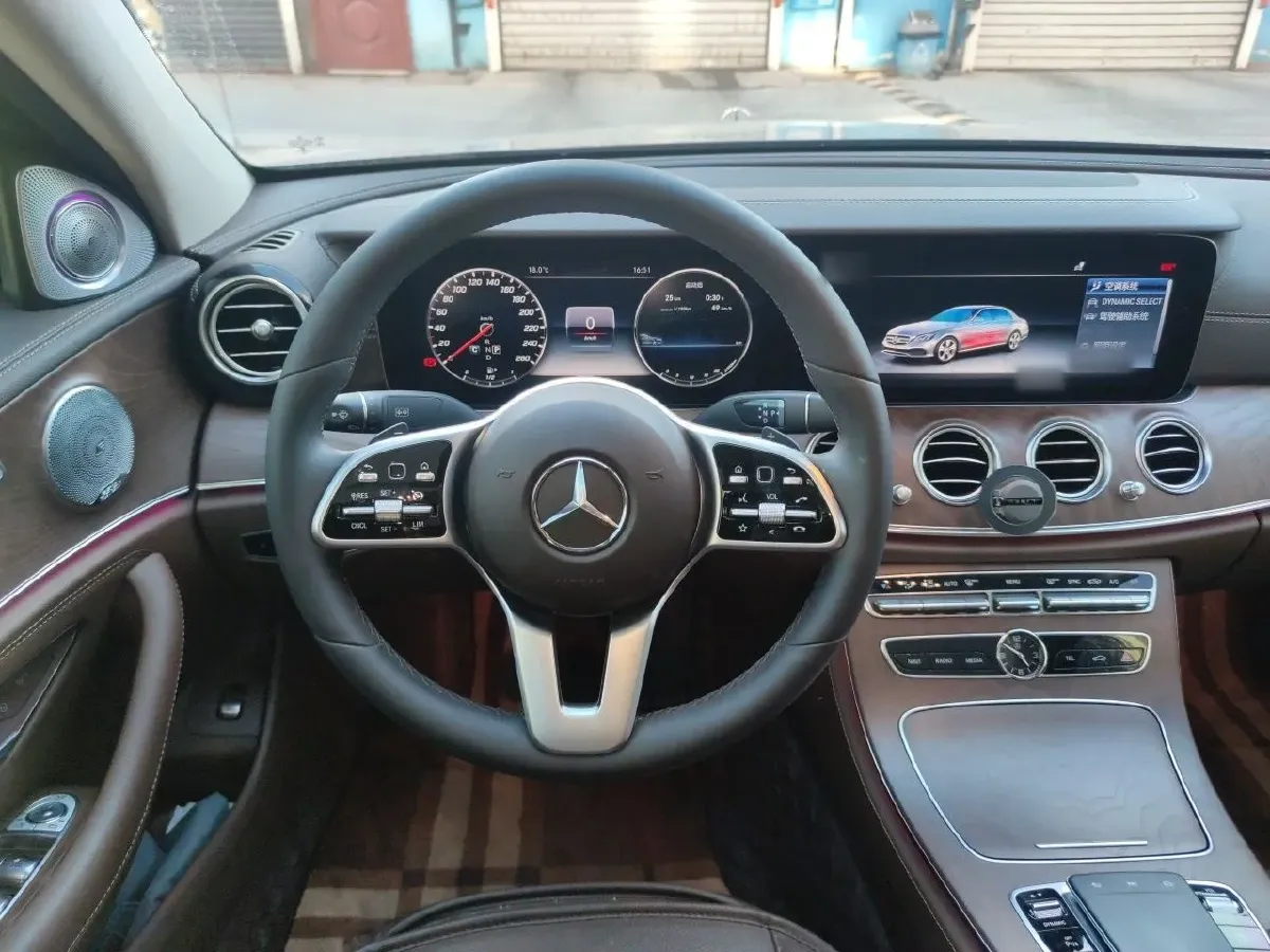 2020 Mercedes-Benz E Class 2.0T 258HP L4 9AT,autocango,china used car exporter,china ev exporter,chinese used car exporter,chinese used ev exporter